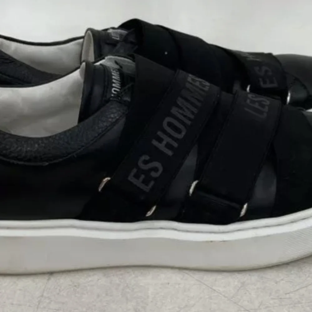 LES HOMMES Low-Top Logo-Strap Men's Sneakers Size 8 Like New MSRP $435